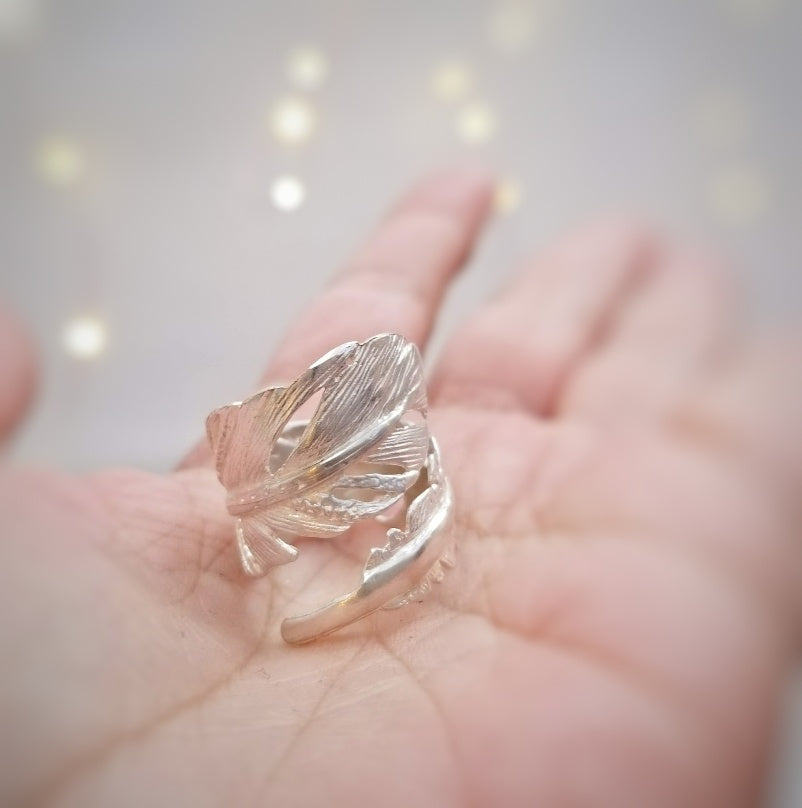 Adjustable Feather Ring