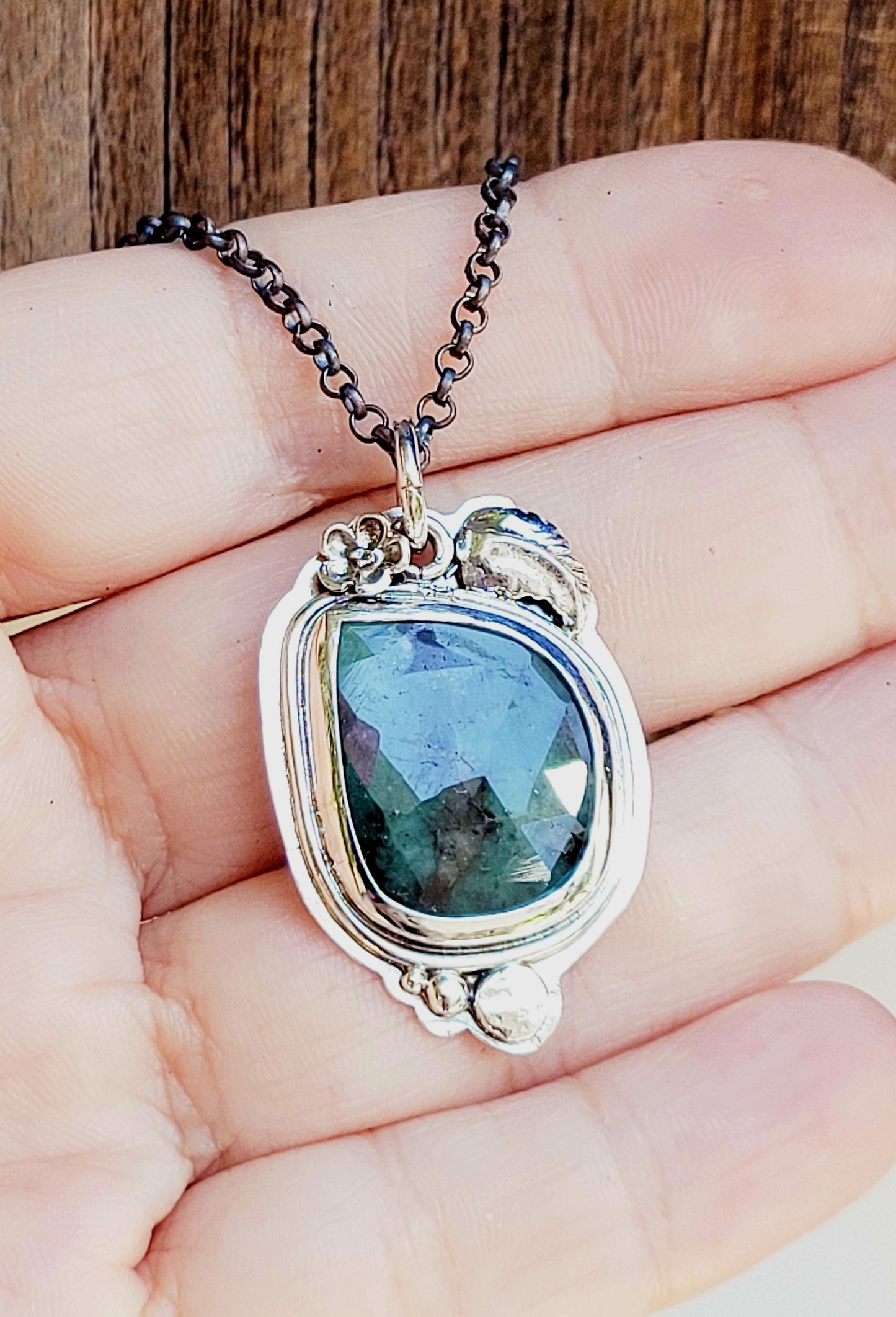 Emerald Pendant from the Frida Collection.