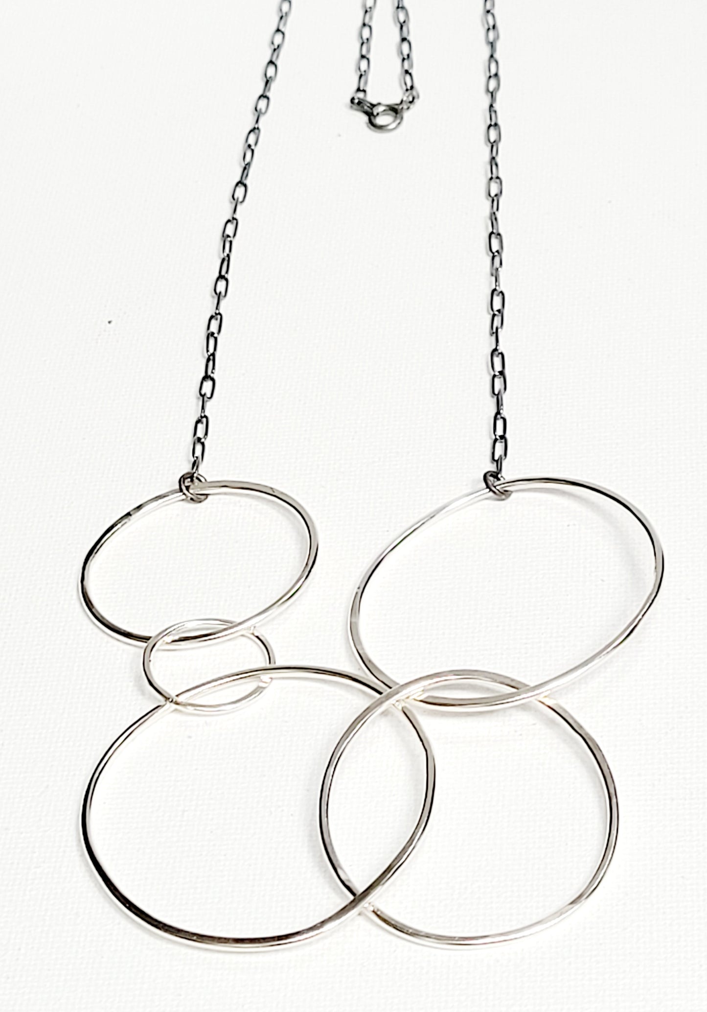 Ring necklace from the "Buenos Aires" Collection