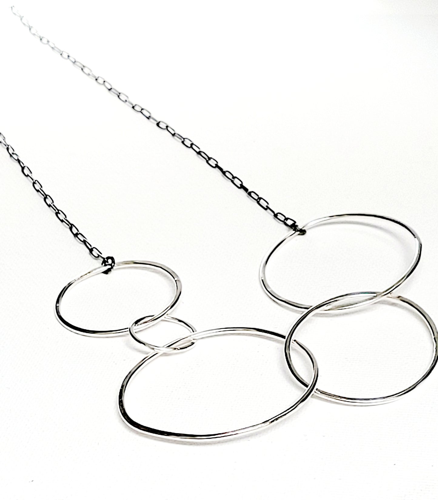Ring necklace from the "Buenos Aires" Collection