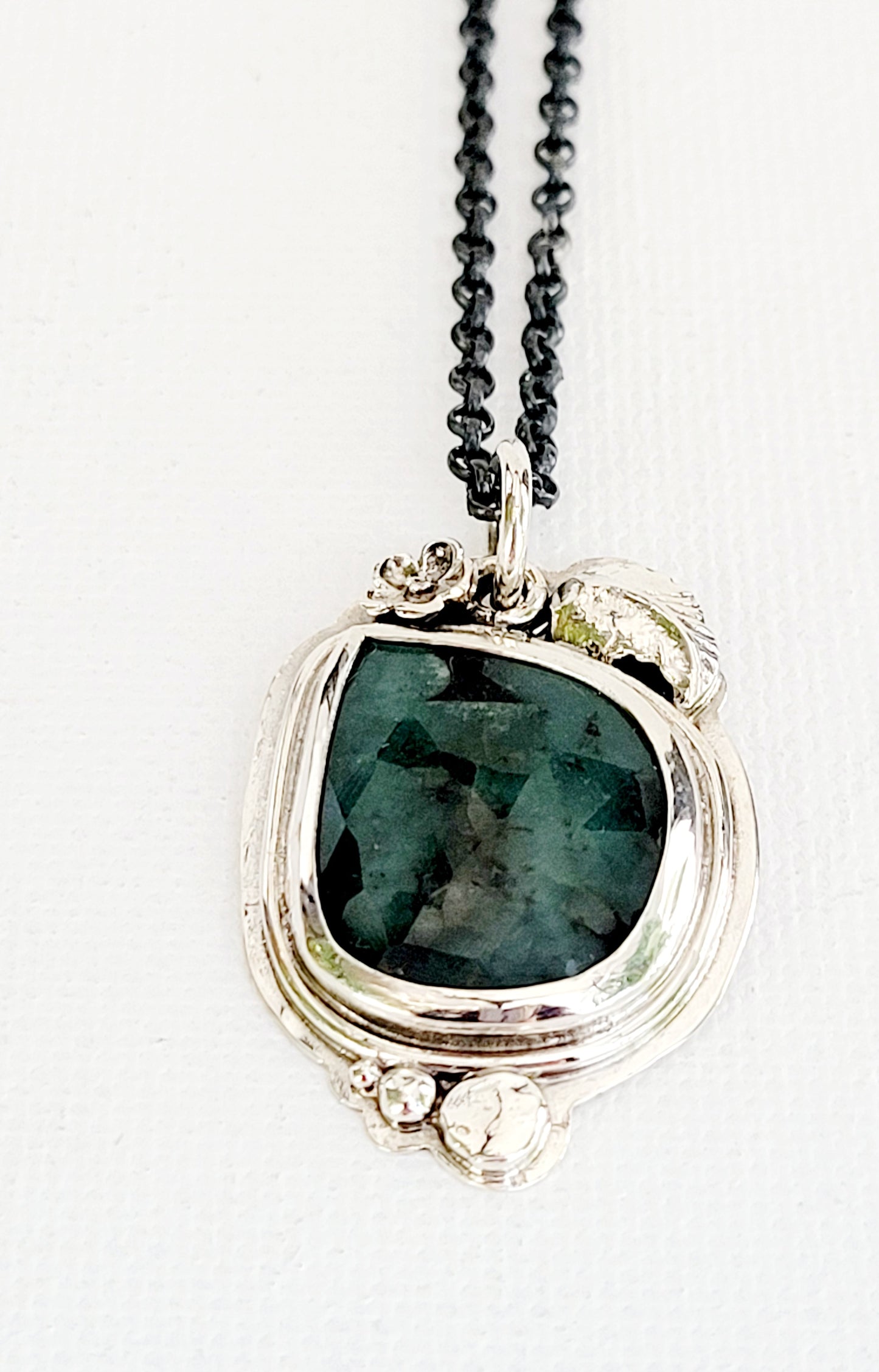 Emerald Pendant from the Frida Collection