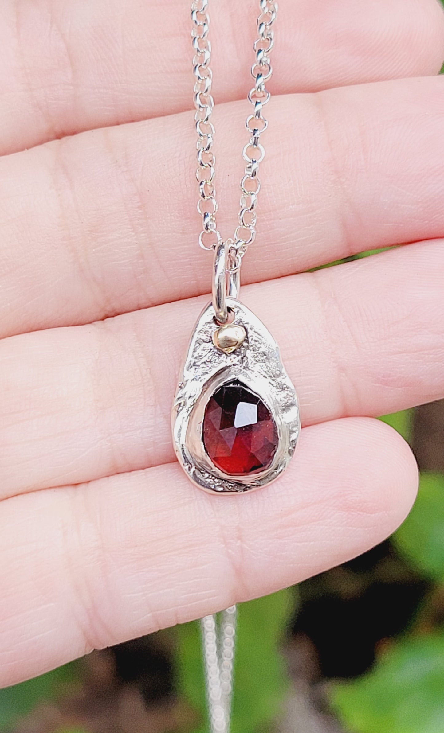 Sterling Silver pendant with Garnet and 14K Gold