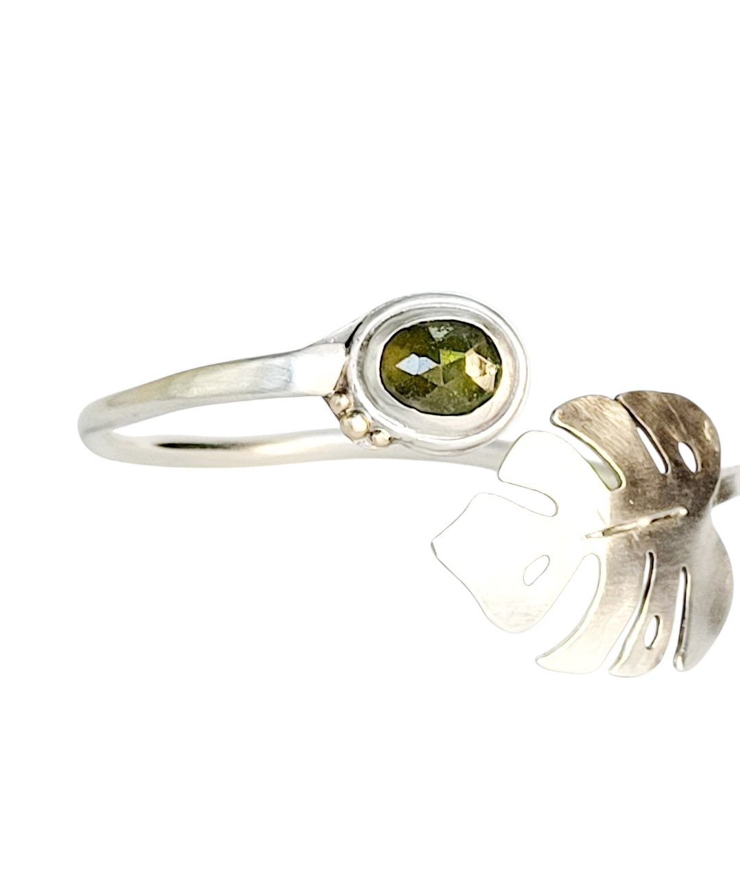 Bracelet with Monstera and Green Peridot