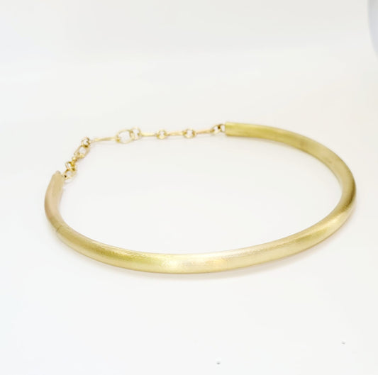 Brass Choker with Statement Chain