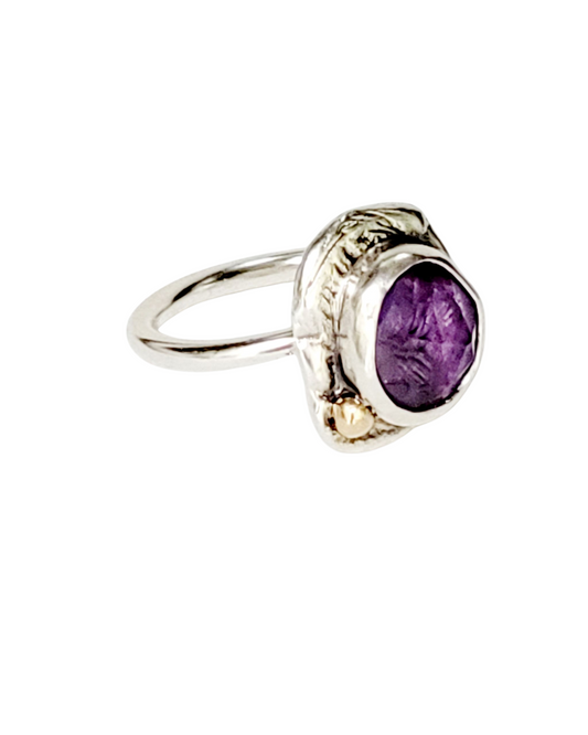 Ring from the "Nugget collection" in sterling silver and amethyst