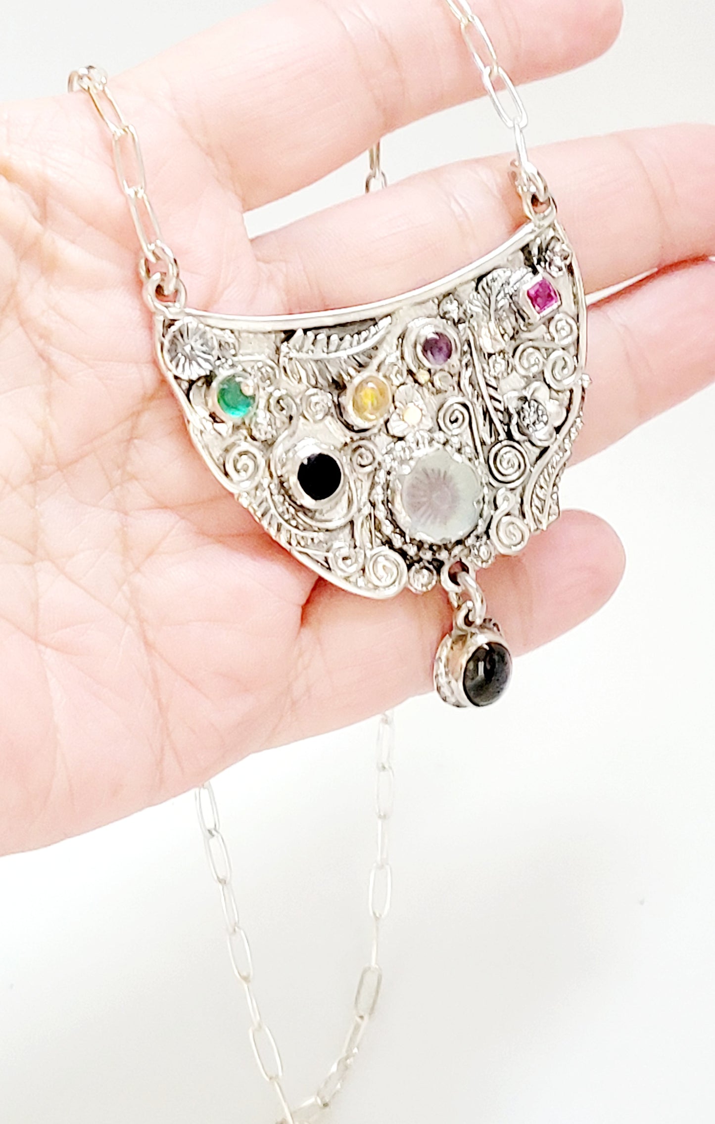 Handmade Choker in Sterling Silver and Precious Stones